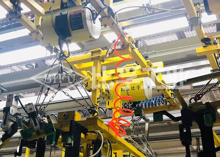 汽車主機(jī)廠氣動(dòng)平衡吊組合吊案例